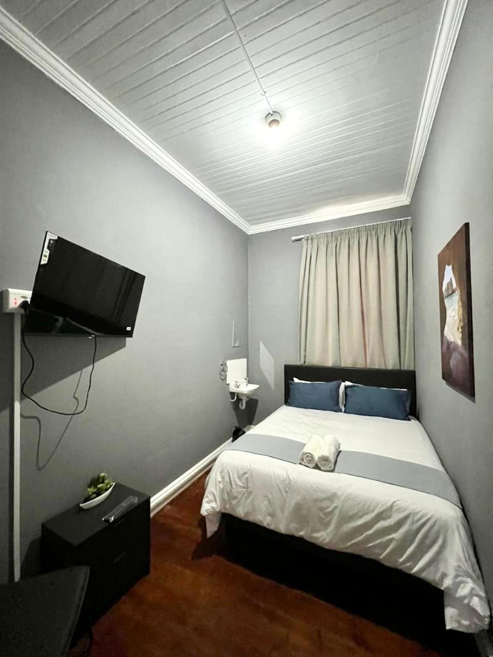 Capepod Sea Point Hotel Cape Town Exterior photo
